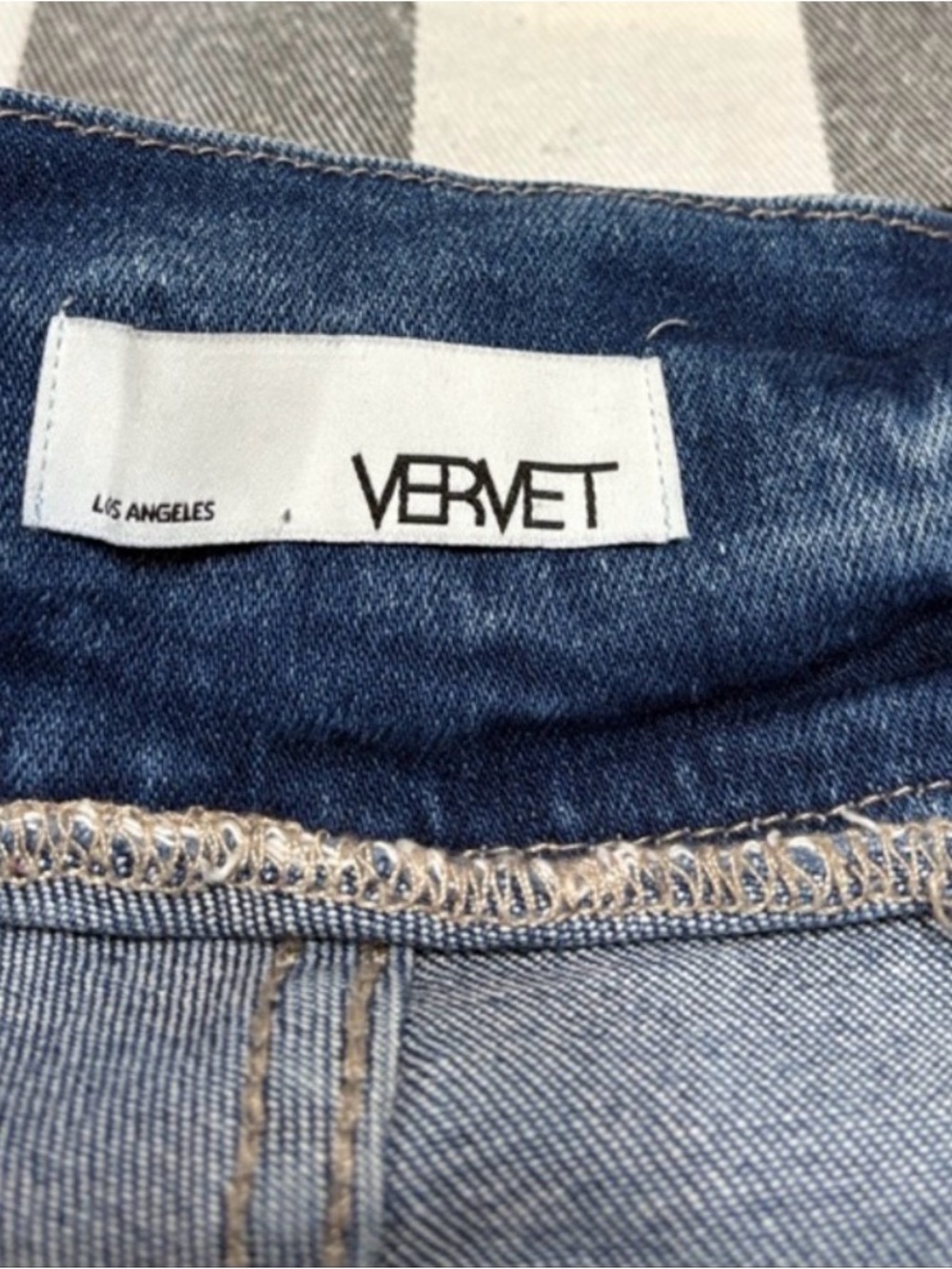 Vervet High-Rise Wide Leg Jeans in Medium Blue - Picture 2 of 8